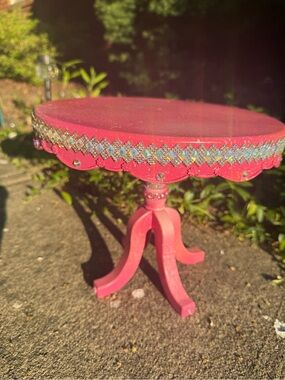 Hot Pink Barbie Themes Decorative Display stand with Rhinestone Trim! FREE GIFT!